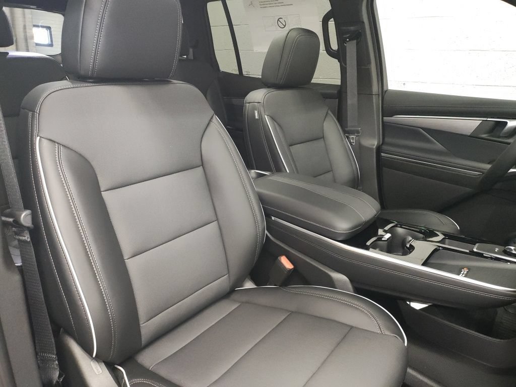 New 2026 Buick Enclave Preferred w/ Power Package AWD/4WD image 9