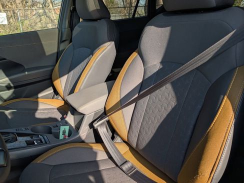 Certified 2025 Subaru Crosstrek 2.5i Sport w/ Crosstrek Mirror Package AWD/4WD image 17