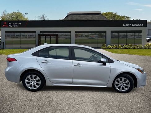 Used 2024 Toyota Corolla LE FWD image 6