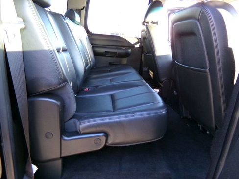 Used 2012 GMC Sierra 2500 SLE w/ SLE Preferred Package image 15