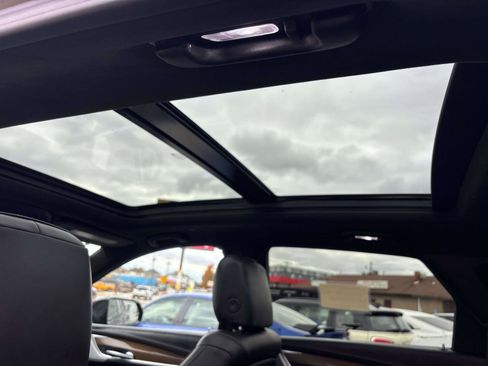 Used 2022 Cadillac XT5 Sportv w/ Platinum Package image 12