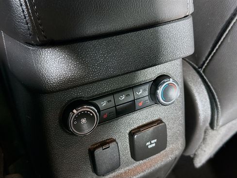Used 2015 Ford Explorer Limited w/ Equipment Group 301A image 29