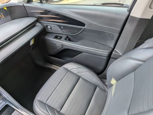 New 2026 Lincoln Nautilus Reserve w/ Jet Appearance Package image 16