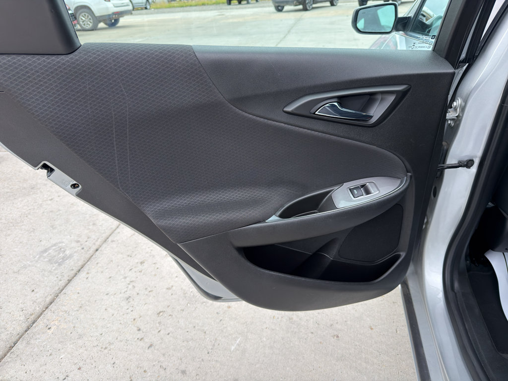 Used 2020 Chevrolet Malibu LT w/ Fleet LT Safety Plus Package FWD image 16