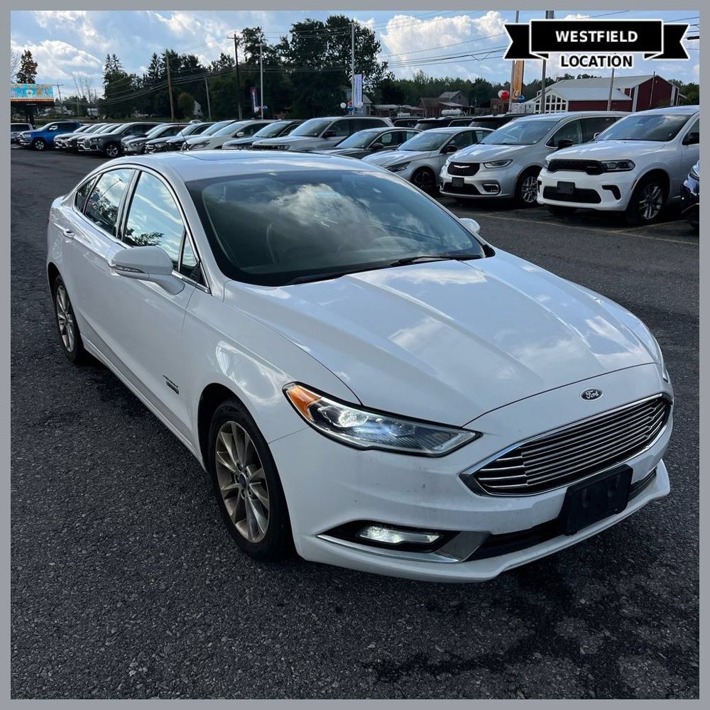 Used 2017 Ford Fusion Energi SE FWD image 1