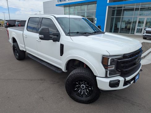 Used 2022 Ford F250 Lariat w/ Tremor Off-Road Package AWD/4WD image 4