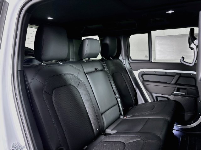 New 2026 Land Rover Defender 110 S AWD/4WD image 25