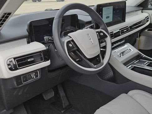 New 2025 Lincoln Aviator Reserve w/ Equipment Group 201A image 20