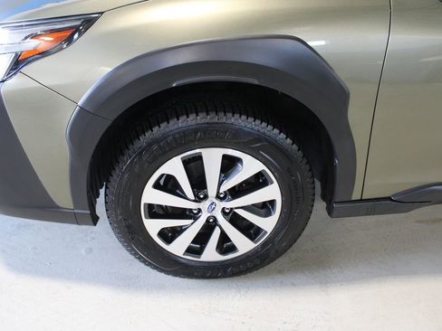 Used 2024 Subaru Outback Premium image 7