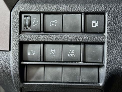 Used 2025 Toyota 4Runner TRD Off-Road image 17