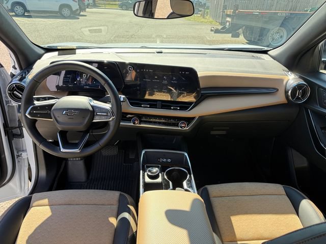 Used 2026 Chevrolet Equinox ACTIV w/ Convenience Package III AWD/4WD image 21