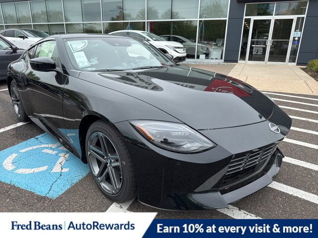 New 2026 Nissan Z Sport w/ Floor Mat Package RWD image 2