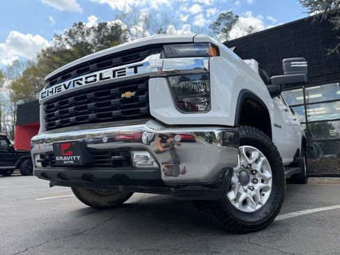 Used 2023 Chevrolet Silverado 2500 LT w/ Convenience Package image 2