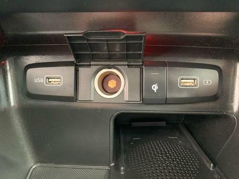 Used 2023 Hyundai Santa Cruz Limited w/ Cargo Package image 28