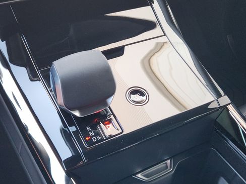 New 2026 Land Rover Range Rover Sport Dynamic SE image 19