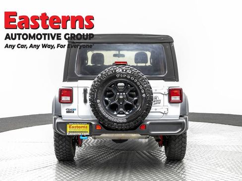 Used 2023 Jeep Wrangler Unlimited AWD/4WD image 6