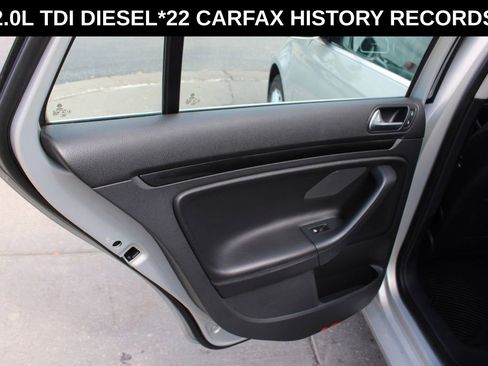 Used 2011 Volkswagen Jetta TDI image 24