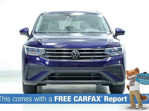 Certified 2024 Volkswagen Tiguan SE w/ Panoramic Sunroof Package FWD image 2
