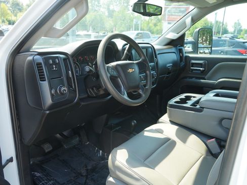 Used 2019 Chevrolet Silverado 3500 W/T AWD/4WD image 13