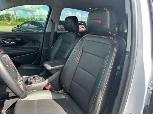 Used 2024 GMC Terrain AT4 w/ Tech Package AWD/4WD image 13
