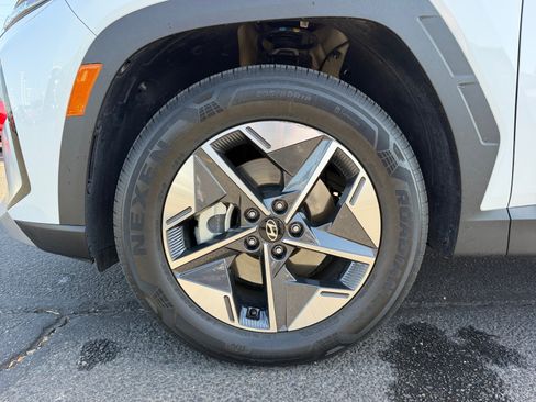 Used 2025 Hyundai Tucson SEL AWD/4WD image 26