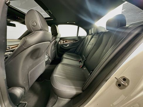 Used 2023 Mercedes-Benz E 350 4MATIC Sedan image 28