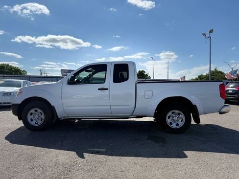 Used 2018 Nissan Frontier S RWD image 7