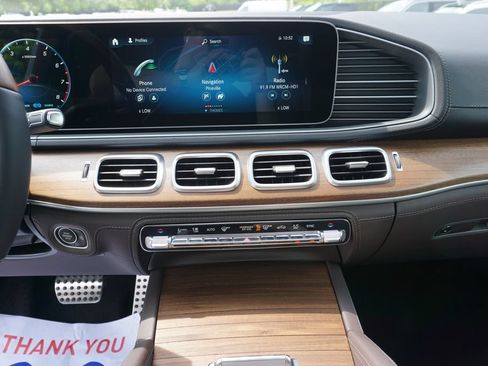Certified 2023 Mercedes-Benz GLS 580 4MATIC image 34