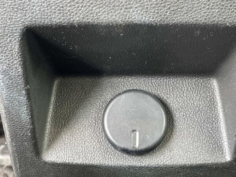 Used 2016 Chevrolet Equinox LT w/ Convenience Package image 13