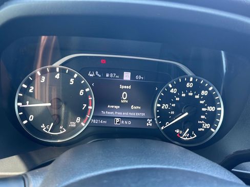 Used 2021 Nissan Titan Platinum Reserve w/ Moonroof Package AWD/4WD image 9