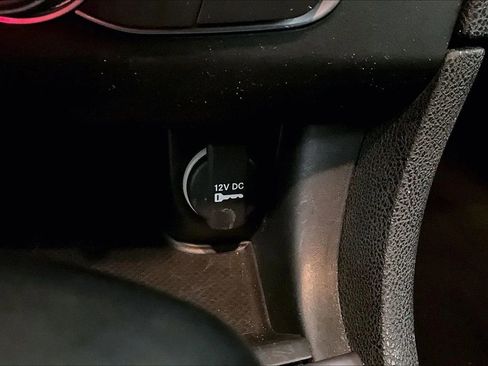 Used 2023 Dodge Charger SXT image 31