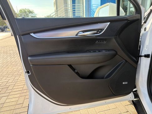 Used 2019 Cadillac XT5 Premium Luxury AWD/4WD image 13