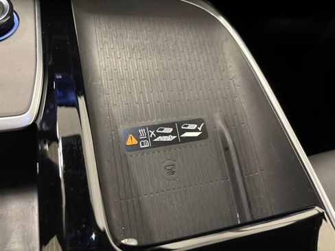 Used 2025 Buick Enclave Preferred FWD image 27