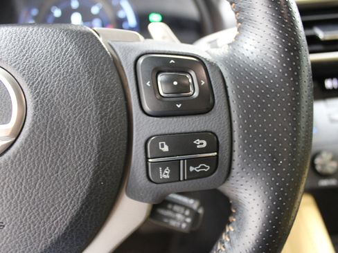 Used 2018 Lexus RC 300 AWD image 11