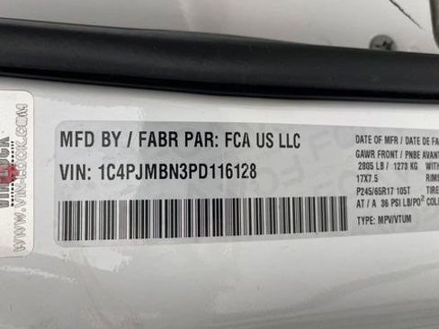 Used 2023 Jeep Cherokee Trailhawk w/ Elite Group image 28