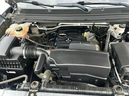 Used 2022 Chevrolet Colorado LT w/ Fleet Safety Package RWD image 15