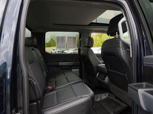 Used 2022 Ford F150 Lariat w/ Equipment Group 502A High AWD/4WD image 32