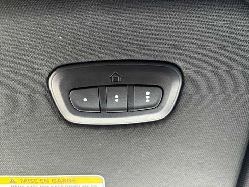 Used 2025 RAM 1500 Big Horn AWD/4WD image 33