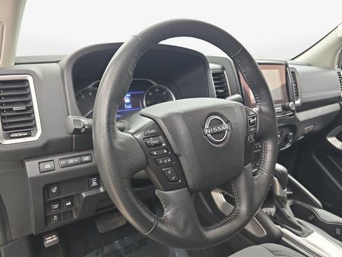 Used 2024 Nissan Frontier SV w/ Hardbody Edition AWD/4WD image 13