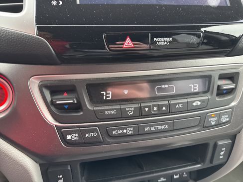 Used 2017 Honda Ridgeline RTL-T image 19