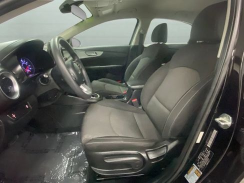Used 2023 Kia Forte LXS FWD image 22