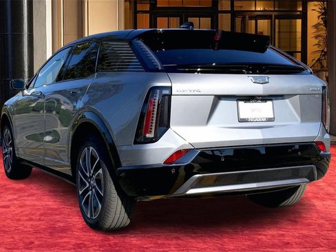 New 2026 Cadillac Optiq Sport 2 image 4