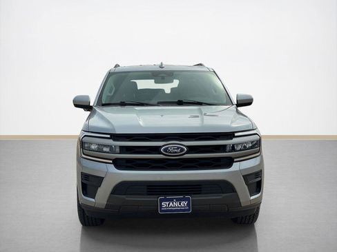 Certified 2024 Ford Expedition Max XLT image 2