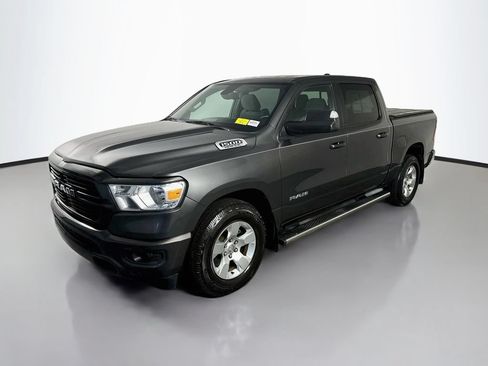 Used 2019 RAM 1500 Big Horn RWD image 3