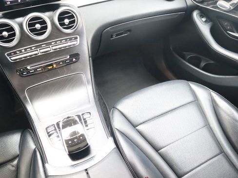 Used 2016 Mercedes-Benz GLC 300 4MATIC image 27