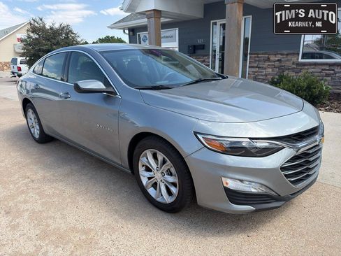 Used 2024 Chevrolet Malibu LT FWD image 1