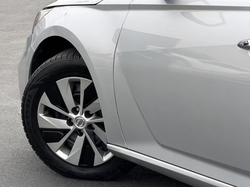 Used 2019 Nissan Altima 2.5 S image 8