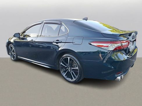 Used 2018 Toyota Camry XSE FWD image 5