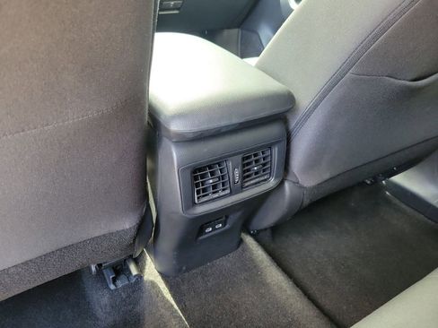 Used 2024 Toyota RAV4 XLE FWD image 11