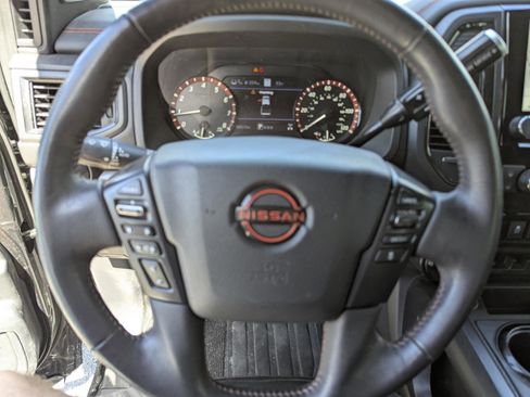 Used 2024 Nissan Titan PRO-4X w/ Pro-4x Convenience Package image 41